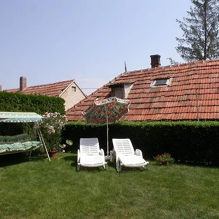شقة Therme Apartmenthaus *