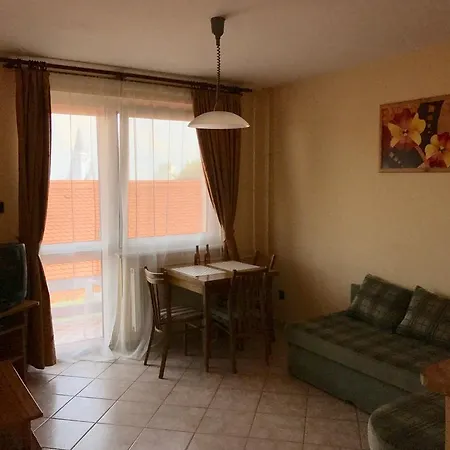 شقة Therme Apartmenthaus *